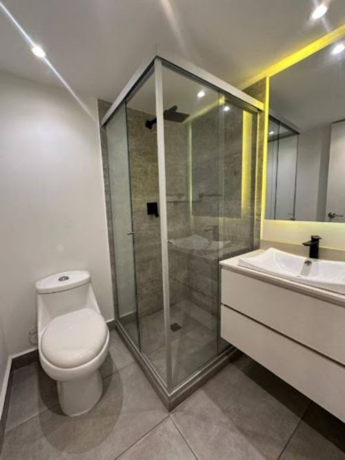 Apartamento en venta en La Aguacatala, Medellín · foto 15 de 17