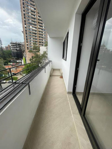 Apartamento en arriendo en Lalinde, Medellín · foto 5 de 22