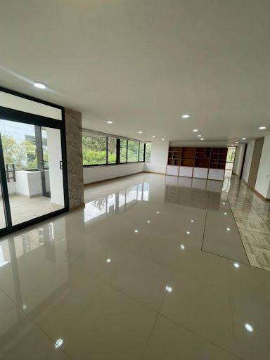 Apartamento en arriendo en Lalinde, Medellín · foto 9 de 22