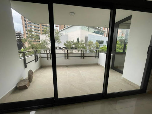 Apartamento en arriendo en Lalinde, Medellín · foto 14 de 22