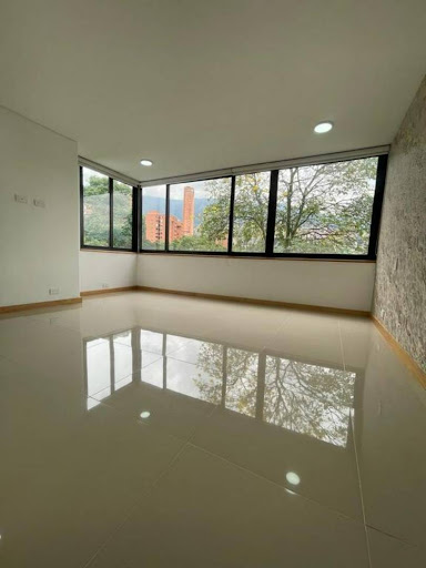 Apartamento en arriendo en Lalinde, Medellín · foto 19 de 22