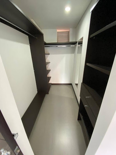 Apartamento en arriendo en Las Lomas No.1, Medellín · foto 11 de 14