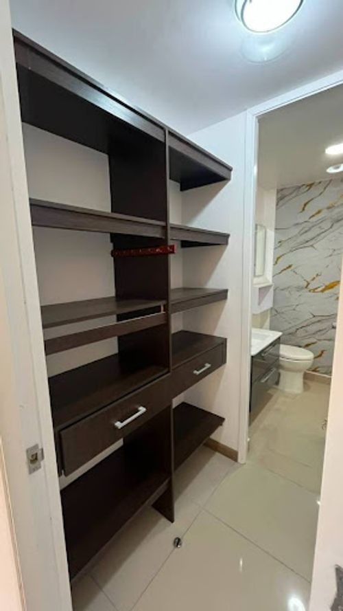 Apartamento de 3 alcobas en arriendo en Altos Del Poblado, Medellín, 98 m² · foto 13 de 16