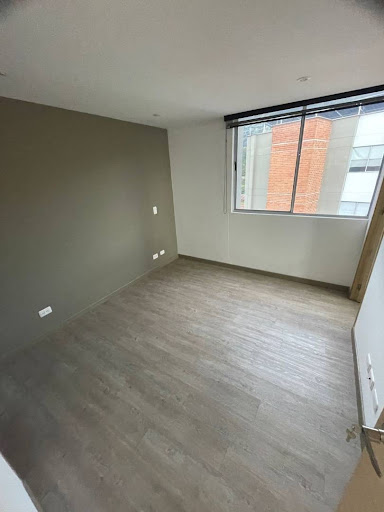Apartamento en arriendo en Loma Del Esmeraldal, Envigado · foto 11 de 14