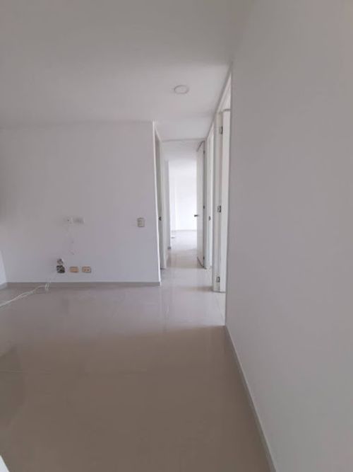 Apartamento de 3 alcobas en arriendo en Ciudad Del Río, Medellín, 90 m² · foto 6 de 17