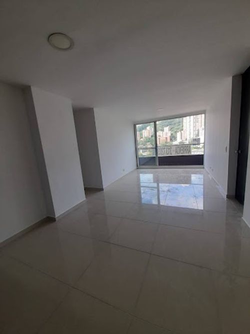 Apartamento de 3 alcobas en arriendo en Ciudad Del Río, Medellín, 90 m² · foto 9 de 17