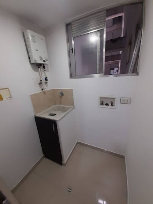 Apartamento de 3 alcobas en arriendo en Ciudad Del Río, Medellín, 90 m² · foto 12 de 17