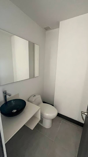 Apartamento en arriendo en Ciudad Del Río, Medellín · foto 6 de 15