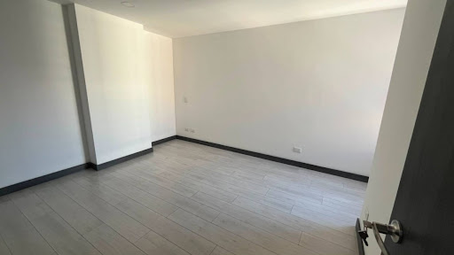 Apartamento en arriendo en Ciudad Del Río, Medellín · foto 12 de 15