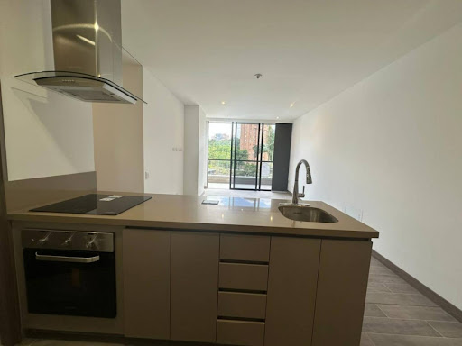 Apartamento en arriendo en San Lucas, Medellín · foto 6 de 24