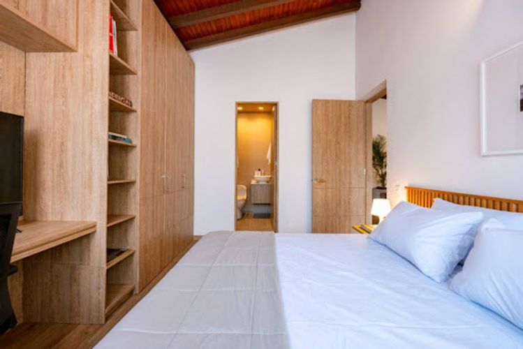 Casa de 5 alcobas en venta en Laureles, Medellín, 135 m² · foto 10 de 23