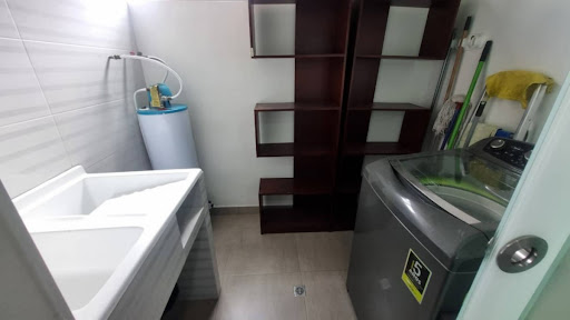 Apartamento en arriendo en Castropol, Medellín · foto 5 de 22