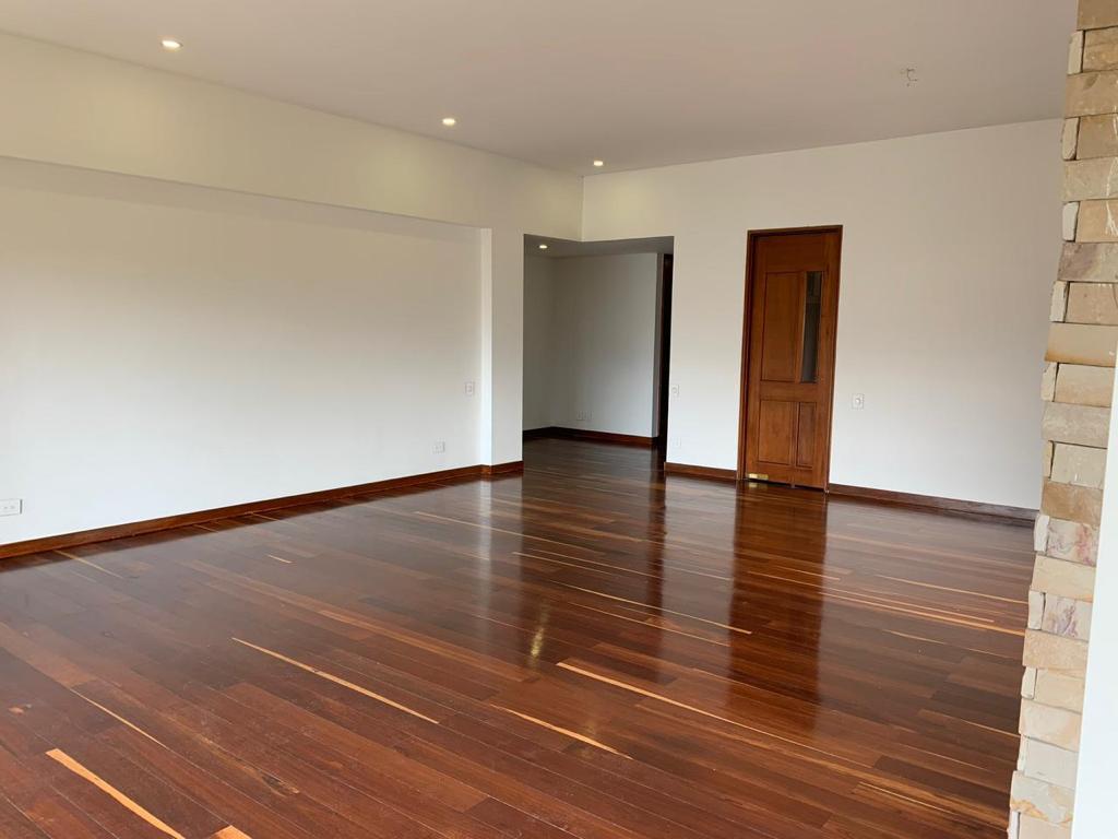 Apartamento en venta en Los Rosales, Bogotá · foto 5 de 22