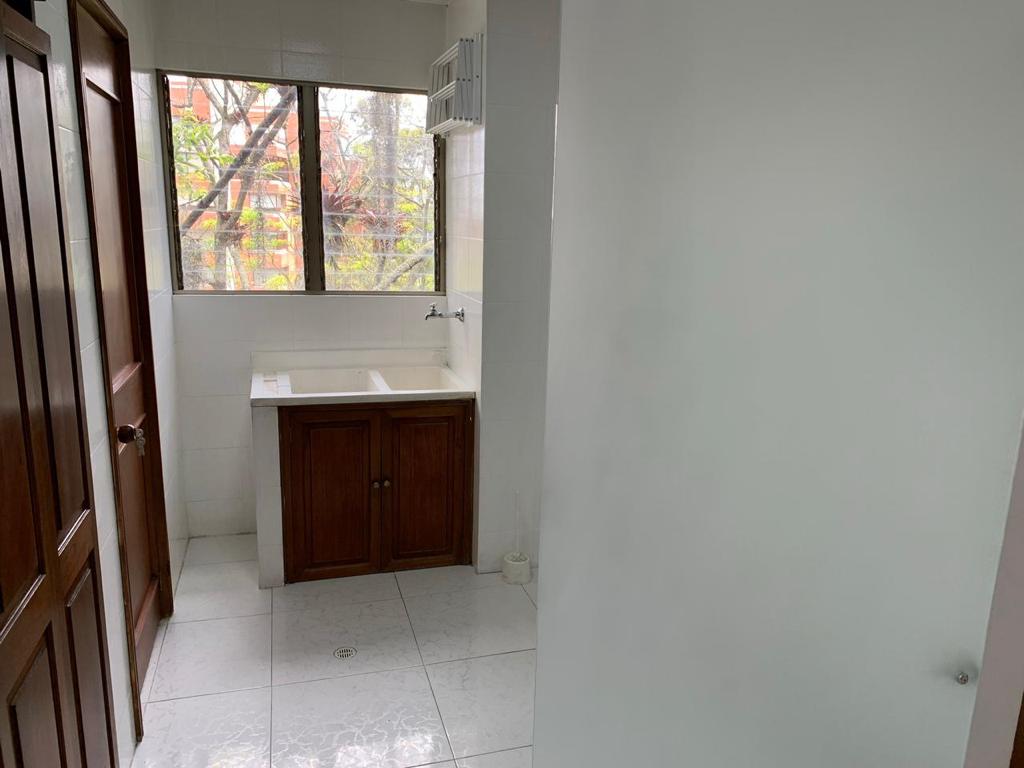 Apartamento en venta en Los Rosales, Bogotá · foto 13 de 22