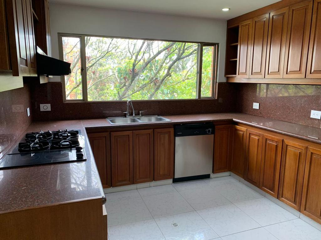 Apartamento en venta en Los Rosales, Bogotá · foto 15 de 22