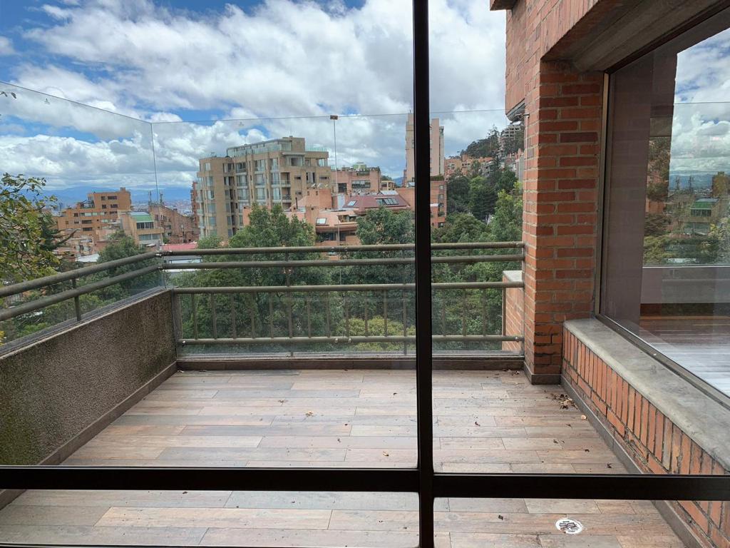 Apartamento en venta en Los Rosales, Bogotá · foto 21 de 22