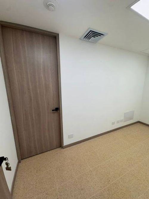 Consultorio en arriendo en San Diego, Medellín, 35 m² · foto 2 de 15