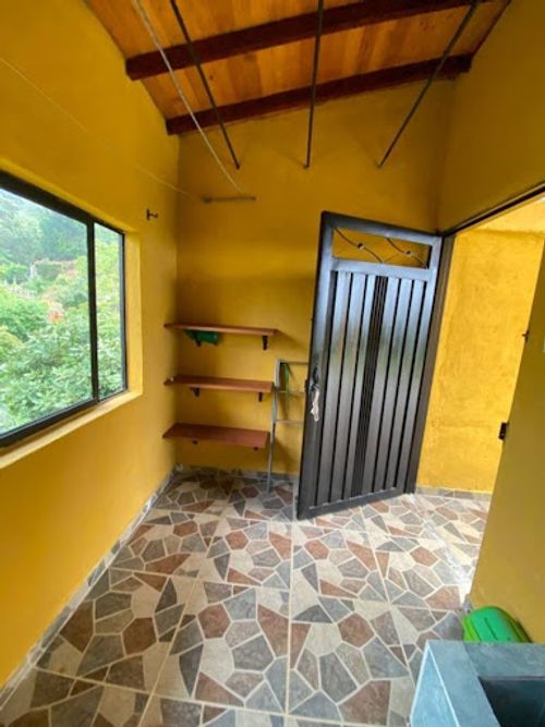 Finca en arriendo en Alto De La Virgen, Copacabana, 120 m² · foto 12 de 24