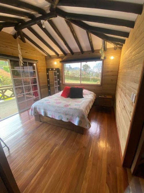 Finca en arriendo en La Charanga, Guarne, 170 m² · foto 3 de 17