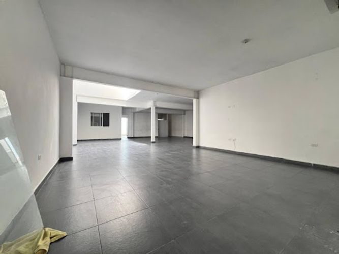 Local en arriendo en Laureles, Medellín, 205 m² · foto 2 de 18
