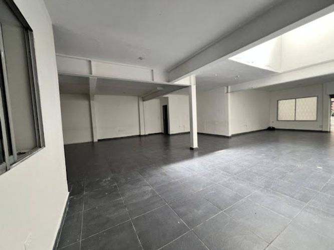 Local en arriendo en Laureles, Medellín, 205 m² · foto 4 de 18