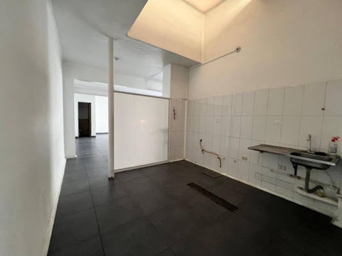 Local en arriendo en Laureles, Medellín, 205 m² · foto 14 de 18