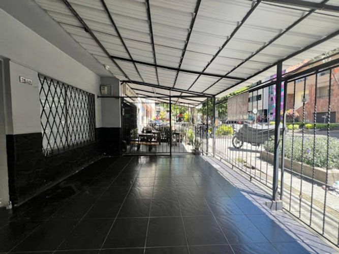 Local en arriendo en Laureles, Medellín, 205 m² · foto 18 de 18