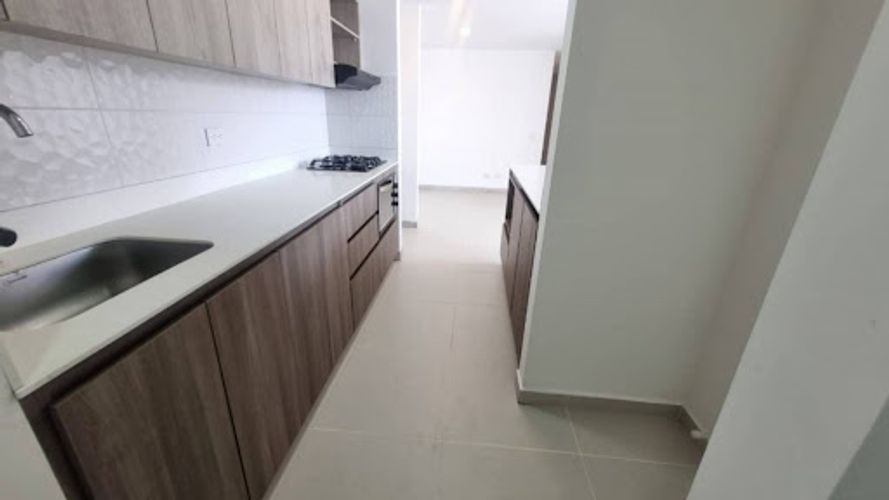 Apartamento de 3 alcobas en arriendo en San Diego, Medellín, 79 m² · foto 4 de 20