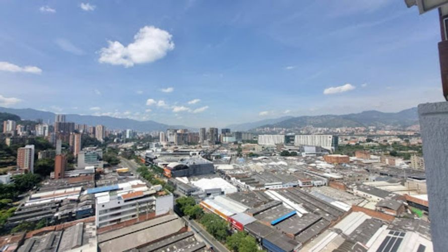 Apartamento de 3 alcobas en arriendo en San Diego, Medellín, 79 m² · foto 11 de 20