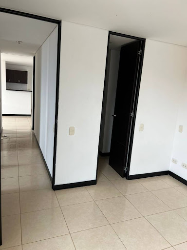 Apartamento en venta en Suramérica, Itagüí · foto 8 de 15