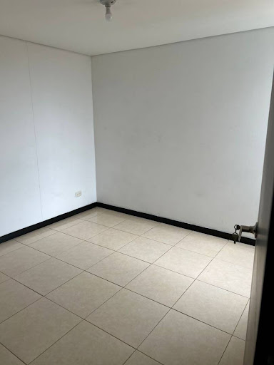 Apartamento en venta en Suramérica, Itagüí · foto 13 de 15