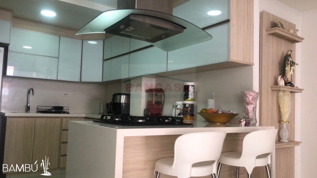 Apartamento en venta en Laureles, Medellín · foto 9 de 18