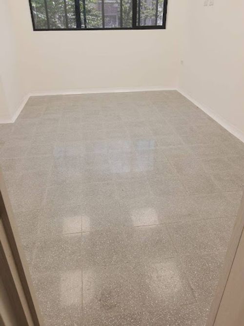 Oficina en arriendo en Los Colores, Medellín, 47 m² · foto 5 de 10