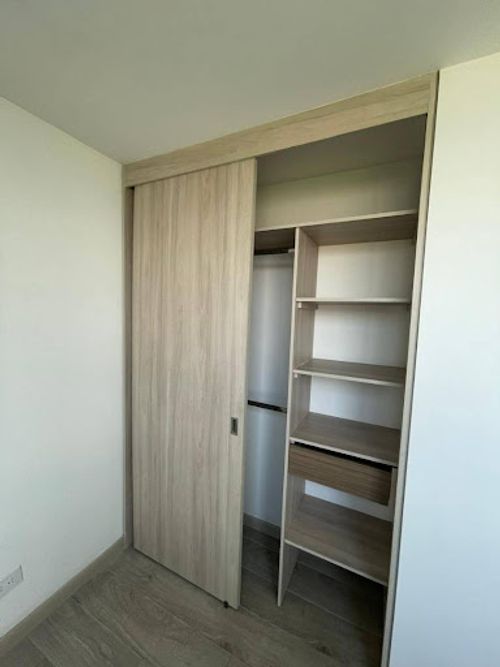 Apartamento de 3 alcobas en arriendo en San German, Medellín, 65 m² · foto 9 de 15