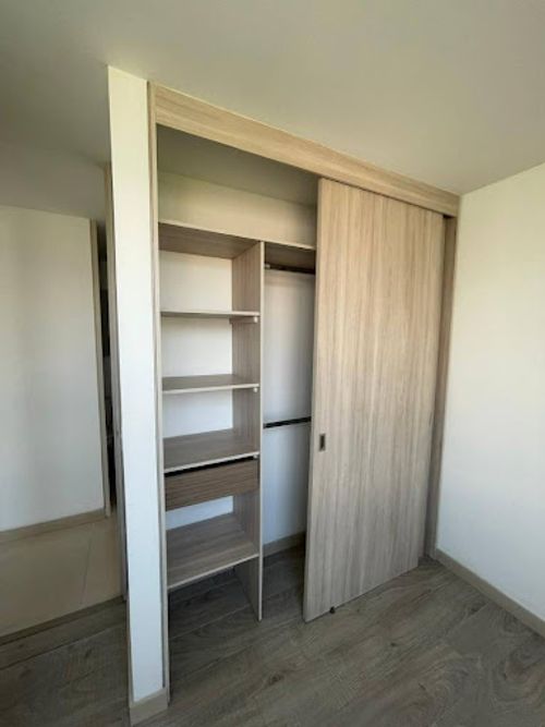 Apartamento de 3 alcobas en arriendo en San German, Medellín, 65 m² · foto 10 de 15