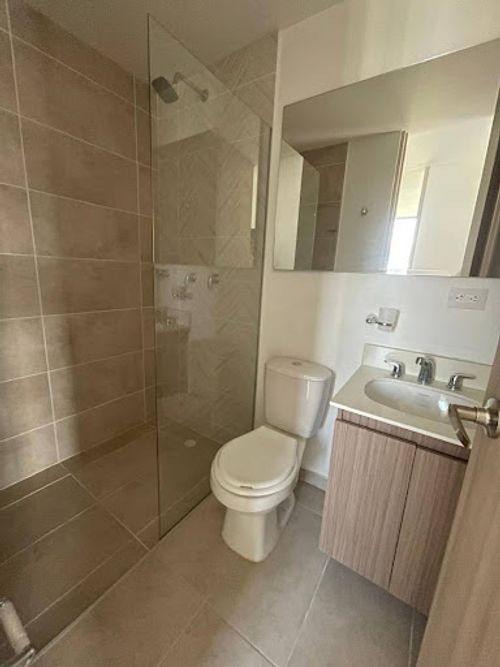 Apartamento de 3 alcobas en arriendo en San German, Medellín, 65 m² · foto 13 de 15
