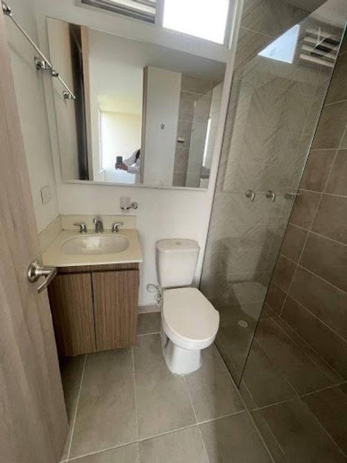 Apartamento de 3 alcobas en arriendo en San German, Medellín, 65 m² · foto 14 de 15