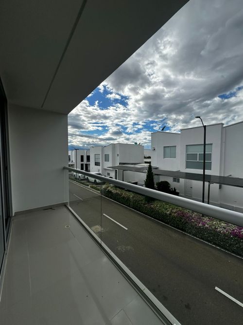 Casa de 5 alcobas en venta en La Sabana, Villa del Rosario, 370 m² · foto 16 de 24