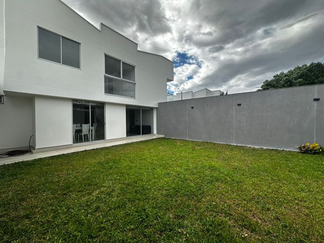 Casa de 5 alcobas en venta en La Sabana, Villa del Rosario, 370 m² · foto 22 de 24