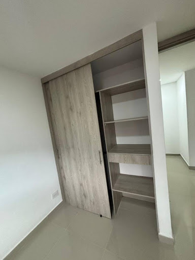 Apartamento en venta en Suramérica, Itagüí · foto 4 de 13
