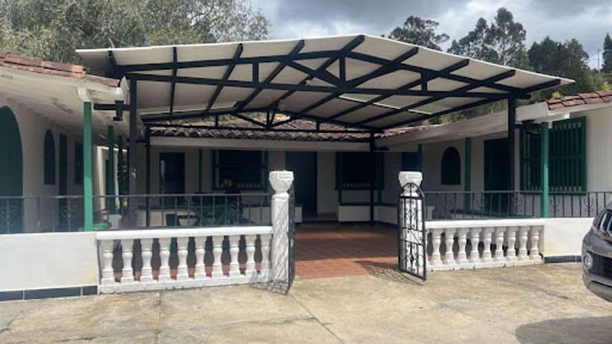 Finca en arriendo en El Salado, Guarne, 5800 m² · foto 2 de 4