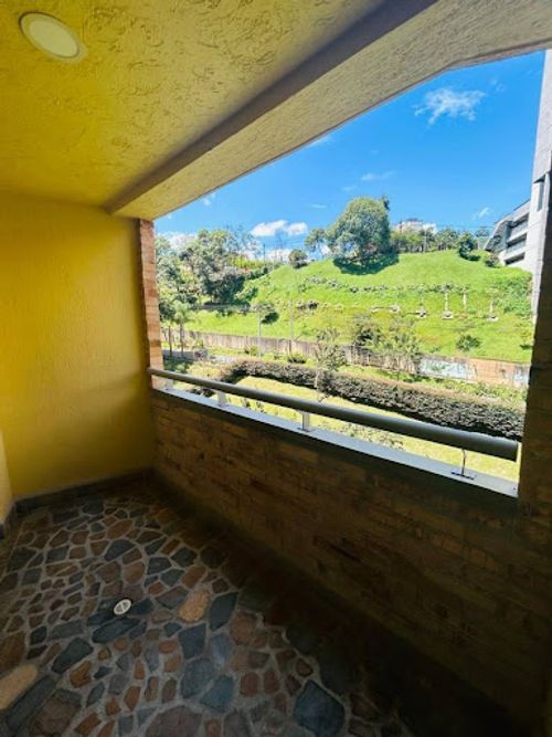 Apartamento de 3 alcobas en venta en Aves Maria, Sabaneta, 114 m² · foto 9 de 19