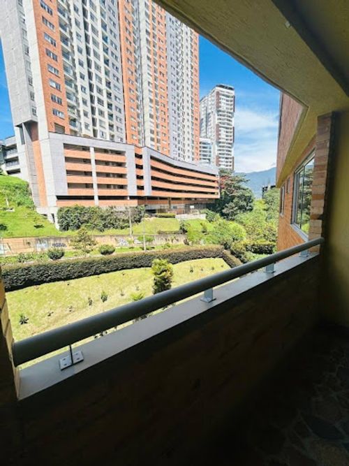 Apartamento de 3 alcobas en venta en Aves Maria, Sabaneta, 114 m² · foto 10 de 19