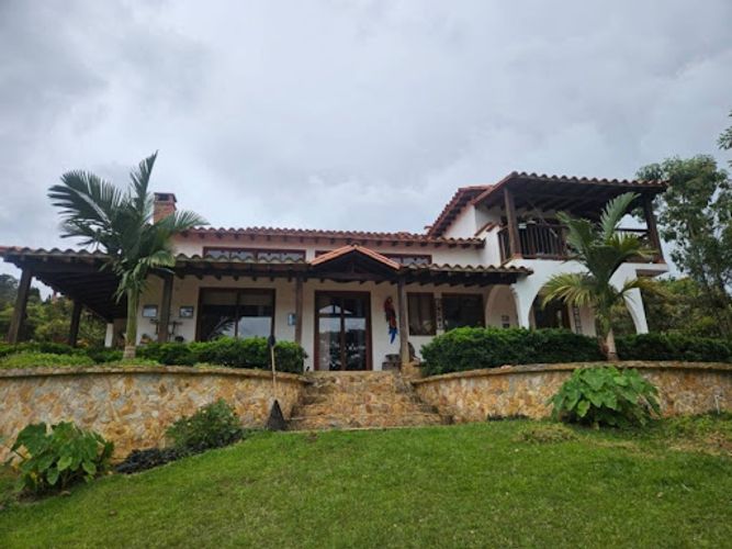 Finca en arriendo en El Zango, Guarne, 280 m² · foto 4 de 24