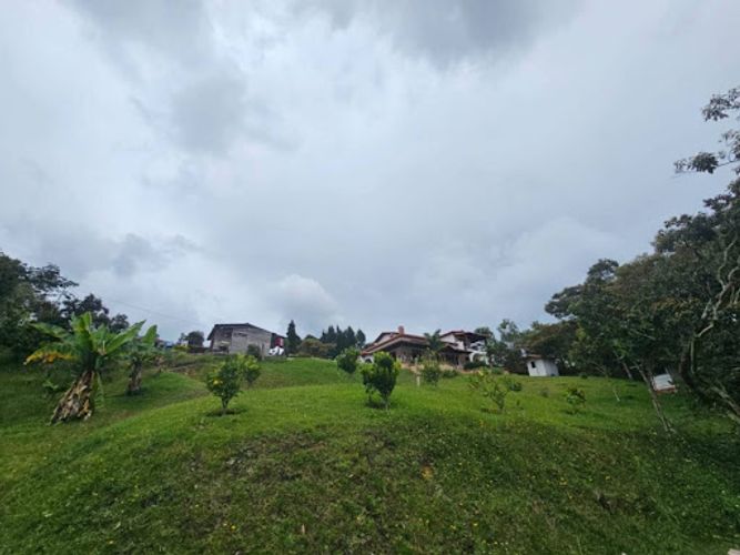 Finca en arriendo en El Zango, Guarne, 280 m² · foto 9 de 24