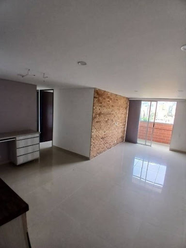 Apartamento en arriendo en Los Colores, Medellín · foto 9 de 19