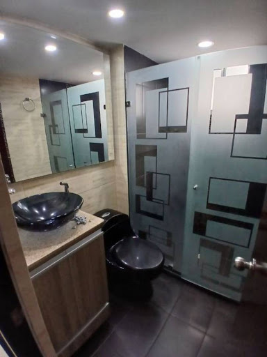 Apartamento en arriendo en Los Colores, Medellín · foto 12 de 19