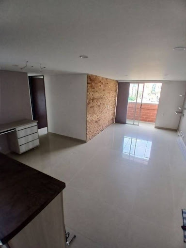 Apartamento en arriendo en Los Colores, Medellín · foto 13 de 19