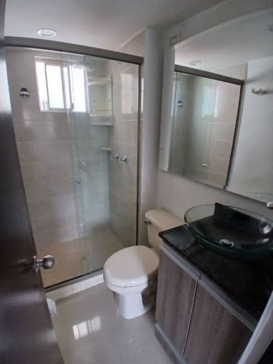 Apartamento en arriendo en Los Colores, Medellín · foto 18 de 19