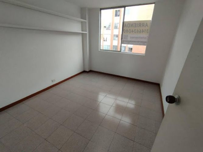 Apartamento de 4 alcobas en arriendo en Las Palmas, Medellín, 98 m² · foto 7 de 12